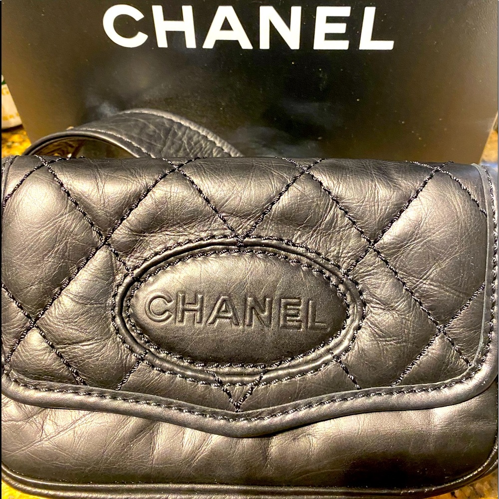 Chanel leather Fanny pack, Like new!